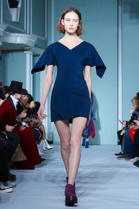 Sies-Marjan-RTW-FW17-New-York-4034-1486916680.thumb.jpg.3dad40aedcb1d39d301cdd8b972eac15.jpg