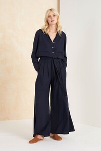 Tigerlily-Hana-Button-Down-Shirt-Indigo_T395102_3.jpg