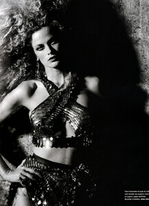 Unknown-Numero040401-PeterLindbergh.jpg