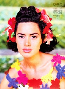 Voyage_Le_Goues_Glamour_France_July_August_1991_04.thumb.jpg.51404ca06c34f2f1825b7e2c70ce06db.jpg
