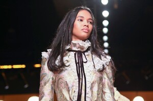 Zimmermann-RTW-FW20-New-York-3635-1581339018.thumb.jpg.862957aa8c70180d682a7e5f9ebe041d.jpg
