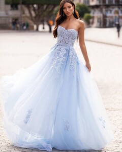 alamourthelabel_96762403_2994406504006734_1950987359071005320_n.jpg