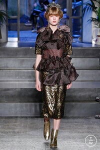 antonio-marras-aw19-0004-bec980.thumb.jpg.b63a3d13384dd3f417cb7e6d78f916f1.jpg