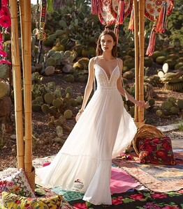 asafdadushbridal_73505091_450558782313318_7330645334228069411_n.jpg