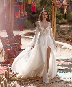 asafdadushbridal_91267766_2272305033073858_4630408425630740156_n.jpg