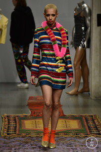 ashish-aw18-0007-341347.thumb.jpg.0c17f9a0b70bce94c29131c195977c88.jpg