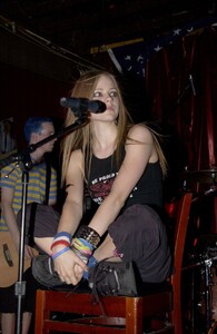 avril-lavigne-performs-at-a-promotional-concert-in-new-york-05-30-2020-0.jpg