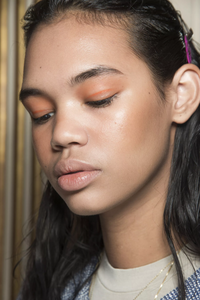 backstage-defile-altuzarra-printemps-ete-2019-paris-coulisses-169.thumb.jpg.3674af390d5e6041e15fe7b16c413479.jpg