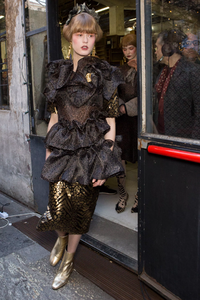 backstage-defile-antonio-marras-automne-hiver-2019-2020-milan-coulisses-235.thumb.jpg.e285aaf0f0fce681f78f7f1b0be8d5ed.jpg