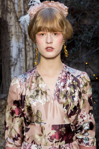 backstage-defile-antonio-marras-automne-hiver-2019-2020-milan-coulisses-298.thumb.jpg.a6fc23e22edefed40615aa9b87edd93c.jpg