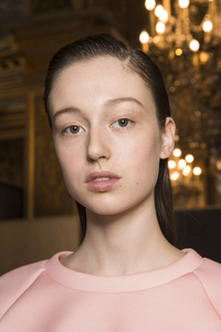 backstage-defile-balmain-printemps-ete-2019-paris-coulisses-83.thumb.jpg.d17582ece8df4ceb9f5f393bfe1a967a.jpg