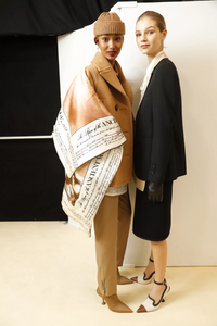 backstage-defile-burberry-automne-hiver-2019-2020-londres-coulisses-273.thumb.jpg.c445675bb739b23c62922fd5175d5d59.jpg