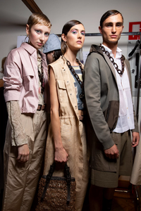 backstage-defile-cividini-printemps-ete-2020-milan-coulisses-91.thumb.jpg.a80da9a51d37b3b367714c4543f3b30e.jpg