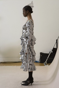 backstage-defile-erdem-automne-hiver-2018-2019-londres-coulisses-122.thumb.jpg.bc8600794d780f5e47f91205a24defad.jpg