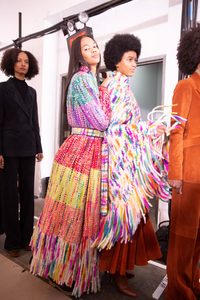 backstage-defile-gabriela-hearst-automne-hiver-2020-2021-new-york-coulisses-35.thumb.jpg.311105ad3019012e0ef5e3cd63375396.jpg