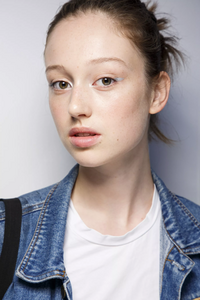 backstage-defile-j-js-lee-printemps-ete-2019-londres-coulisses-10.thumb.jpg.d329e997d94a57fe5c720c447910d01b.jpg