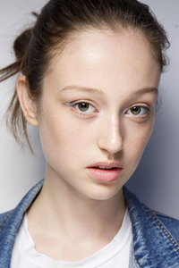 backstage-defile-j-js-lee-printemps-ete-2019-londres-coulisses-9.thumb.jpg.d7f09297f60fd65d80667b1ffe21a78f.jpg