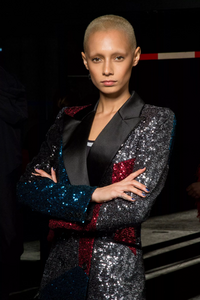 backstage-defile-koche-automne-hiver-2019-2020-paris-coulisses-65.thumb.jpg.3ef80292a1b0bcbd187f31fe80217d81.jpg