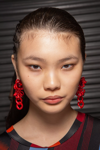 backstage-defile-koche-automne-hiver-2020-2021-paris-coulisses-76.thumb.jpg.265f3318fcb4bb7b59eb8ab6af0c6f51.jpg
