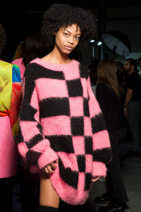 backstage-defile-msgm-automne-hiver-2019-2020-milan-coulisses-62.thumb.jpg.91f6f503ea470b596f32a771aa03bdfe.jpg