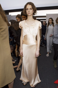 backstage-defile-paco-rabanne-automne-hiver-2018-2019-paris-coulisses-65.thumb.jpg.bfca6c8fe3fbec4cba5c262ee73eaebb.jpg