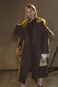 backstage-defile-rick-owens-automne-hiver-2018-2019-paris-coulisses-113.thumb.jpg.228b7ff483f65bf1149ab9f841f6a136.jpg