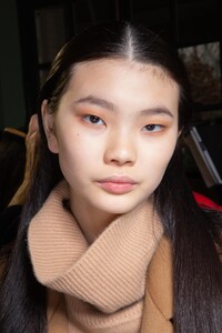 backstage-defile-ryan-roche-automne-hiver-2020-2021-paris-coulisses-71.thumb.jpg.bf437af7191555b0100acb579d56f802.jpg
