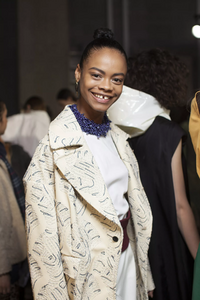 backstage-defile-toga-automne-hiver-2018-2019-londres-coulisses-78.thumb.jpg.557289d0f5ab40742245e9b8247d02c1.jpg