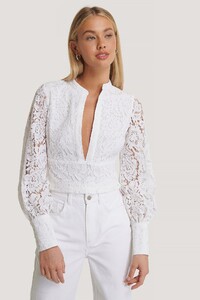 basma_deep_front_lace_top_1651-000032-0001_04a.jpg