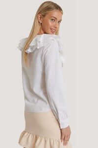 basma_flounce_front_blouse_1651-000029-0001_02b.jpg