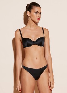 black_satin_scooped_crop2_ceb0a42b-bf10-40cb-8af2-0753a1e3bf81_2600x.jpg