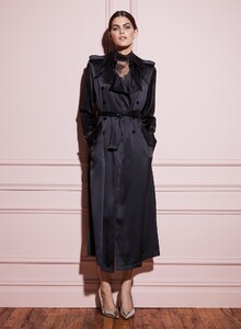blacktrench8_2600x.jpg