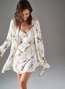 clifton-gardens-short-gown-cream-multi-myla-nightwear-2.jpg
