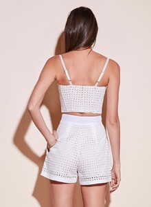 crop2_190418_FLEURDUMAL_SHOT_23_3509_1200x.jpg