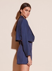 crop_190221_FLEURDUMAL_SHOT_51_5870_1200x.jpg