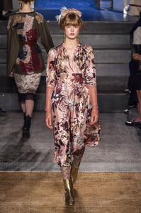 defile-antonio-marras-automne-hiver-2019-2020-milan-look-51.thumb.jpg.dab23def1534c6ede1e54dc410eec5f7.jpg