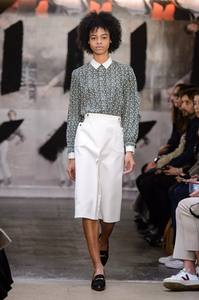 defile-apc-automne-hiver-2018-2019-paris-look-8.thumb.jpg.42b54c97daca82a3d4bac0fe6cd451c4.jpg
