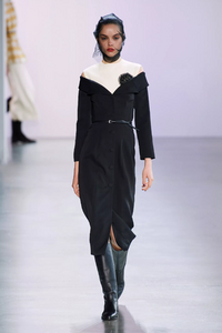 defile-brock-collection-automne-hiver-2020-2021-new-york-look-7.thumb.jpg.646dca5ee68d22727c336d15df3b7c38.jpg