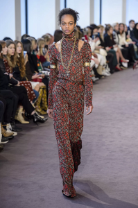 defile-chloe-automne-hiver-2018-2019-paris-look-53.thumb.jpg.256495c7a8985e4e22a1deffba81efa5.jpg