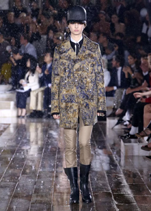 defile-dior-croisiere-2019-photo-4.thumb.jpg.2afeee15834c0c13c15f76c528d468e8.jpg