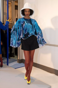 defile-emilio-pucci-automne-hiver-2019-2020-milan-look-81.thumb.jpg.520c31edae6db1621679d098e317a3ae.jpg