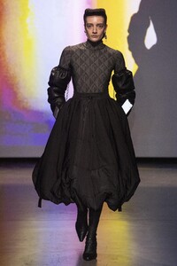 defile-marine-serre-automne-hiver-2020-2021-paris-look-19.thumb.jpg.84b39606975b12469d7535cce65654cf.jpg