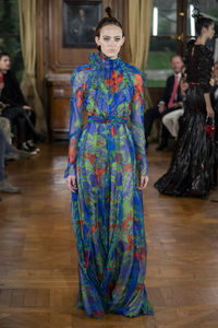 defile-rvdk-ronald-van-der-kemp-printemps-ete-2019-paris-look-33.thumb.jpg.898fa38498eefb762eb308e052f3019a.jpg