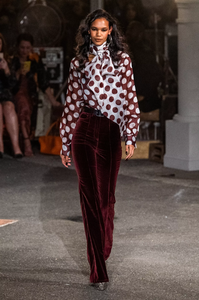 defile-tommy-hilfiger-automne-hiver-2019-2020-new-york-look-19.thumb.jpg.c801387376a97173a61a56780a3c2edd.jpg