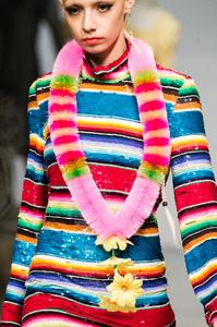 detail-defile-ashish-automne-hiver-2018-2019-londres-detail-16.thumb.jpg.d84640f75a2e80c9dfa5cd362e9777a8.jpg