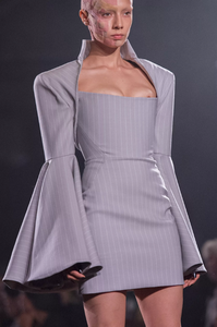 detail-defile-gareth-pugh-printemps-ete-2019-londres-detail-81.thumb.jpg.d9b25c0ee0b5dd4591a0ced5ceb237f2.jpg