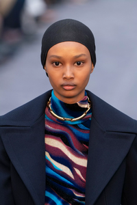 detail-defile-roberto-cavalli-automne-hiver-2019-2020-milan-detail-228.thumb.jpg.6c9b774619c2ad97f2ee18a52e433413.jpg