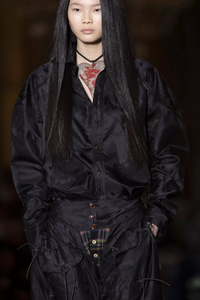 detail-defile-vivienne-westwood-automne-hiver-2020-2021-paris-detail-82.thumb.jpg.0b2b5f49377ba5b0b923ce662d58df9c.jpg