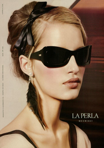 di_Battista_La_Perla_Eyewear_Spring_Summer_2004.thumb.png.99337234656b3431b95e7d6cc2ccb45f.png