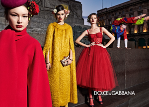 dolce-and-gabbana-winter-2020-woman-advertising-campaign-04.jpg